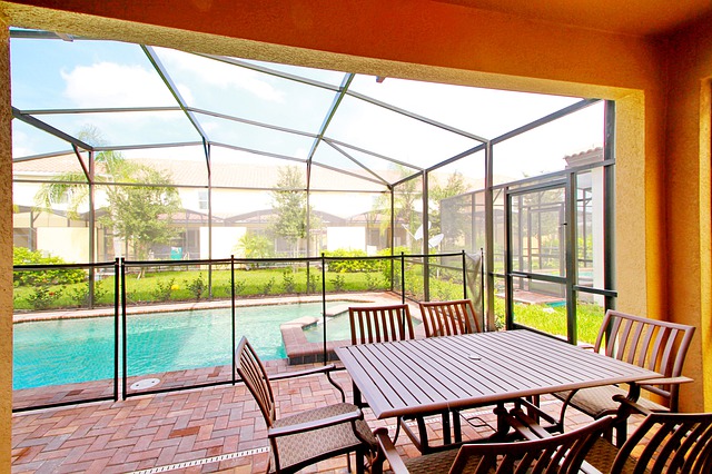 Swimming Pool Enclosure