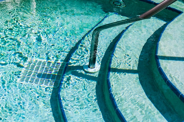 resurface swimming pool